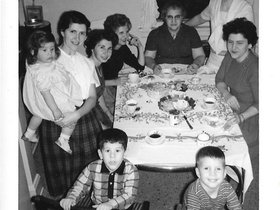 1963 Jan. Joanne, Mom, Grandma, & Canadians.jpg
